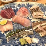 酒場三ツ目 - お刺身盛り合わせ