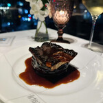 レストラン アルティザン（restaurant Artisan） - うなぎと茄子の赤ワイン煮。これも前菜。