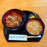 やぶ善 - ■ 牛丼、980円