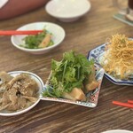 餃子マニア - ザーサイ，パクチーメンマ，ポテトサラダ