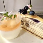 おやつと珈琲 TSUI - 桃と杏仁豆腐　ブルーベリーと紅茶のミルクレープ