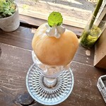 薬膳カフェ Artemisia From ゆうずキッチン - しっかり甘い桃