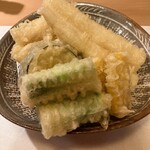 ひろ作 - 夏の天ぷら盛り合わせさんでーす。①