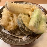 ひろ作 - 夏の天ぷら盛り合わせさんでーす。③