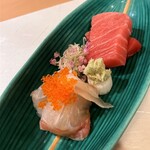 ひろ作 - 本鮪 鱸昆布〆とびっ子さんでーす。③