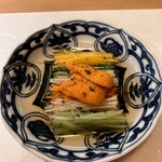 ひろ作 - 刻み野菜 生海胆さんでーす。①