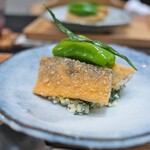 日本料理 TOBIUME - 鮎のフライに揚げた蓼。自家製のタルタルを敷いて。