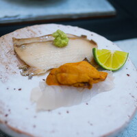 日本料理 TOBIUME - お造りはアワビとクエ、そして赤ウニで。