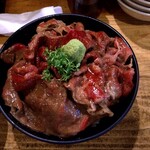 博多炊き餃子　池ぽん - 牛丼(肉2倍) 1,600円