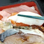 海鮮丼 COCOROTUS - 烏賊