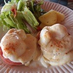 オリエンタル カフェ - エッグベネディクトにしました（１０００円）。
