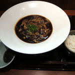 あんぷく - 牛肉の黒カレーうどん(大盛り)　880円