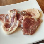 ぴょんぴょん舎 - 白金豚