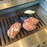 ぴょんぴょん舎 - 