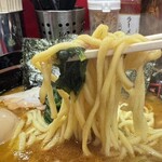 豚骨醤油ラーメン 王道家 柏店 - 