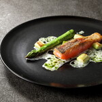 シャレル・ランデヴー - 桜鱒のミキュイ