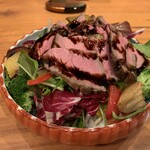 味工房まんま - 黒毛和牛ローストビーフサラダ