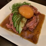 ローストビーフユッケ