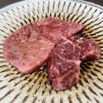 黒毛和牛タンとハラミ 焼肉ごりちゃん お初天神店 - 