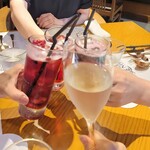 TRATTORIA 庭 BY FARM AKIRA - コースについているスパークリングワインはそれ以外にも、ノンアルコールドリンクに変更できます