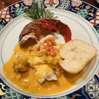 横浜瀬里奈 ステーキドーム - 