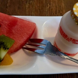 ベジ・カフェ・ロー_1