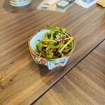 此処は堀江 ニルとコメ - 本日の生キムチ(水菜)