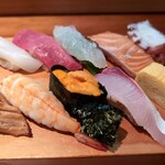 こだま寿司 - 上にぎり。美しい〜これだけ盛って1500円！