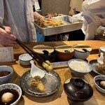 天ぷらめし 金子半之助  - 出してくれるのがたまらなくイイ