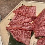 焼肉 はつ美 - 