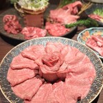 本町肉倶楽部 tongue be - 白たん(タン元 1,430円×3人前)