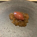 蒼菓 - 沖縄カカオ果肉から抽出したジュレ、白神山地の軟水とカカオのガナッシュ