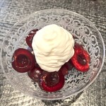 蒼菓 - カリフォルニア産ミーナファームズ アメリカンチェリー、フロマージュブランのムース