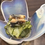 中村家 - うざく　800円　鰻が小さいのよ