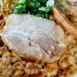 えびす家 - 金ラーメン（鶏ガラ醤油）のチャーシュー