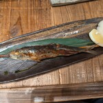 吉田町食堂 きんぎょ - 大とろ鰯の原始焼き