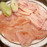 神泉ホルモン 三百屋 - 