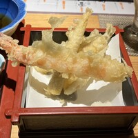 和食や ちそう - 天ぷらは揚げたて、別盛り　海老　キス　ヤングコーン