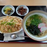 麺ますや  - 料理写真:炒飯定食(ミニうどんを無料で普通サイズに変更)
