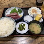 鳥安 - カツオ刺身定食