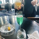 DINING & BAR TABLE 9 TOKYO - 