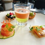 DINING & BAR TABLE 9 TOKYO - 