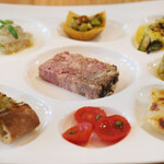 MORITO - ランチコース 2200円 の旬のアミューズ8種