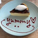 Ron Herman cafe - バスクチーズケーキ