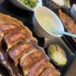 餃子酒飯 大阪王 - 