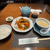 華都飯店 OsakaMetro本町ビル店 - 