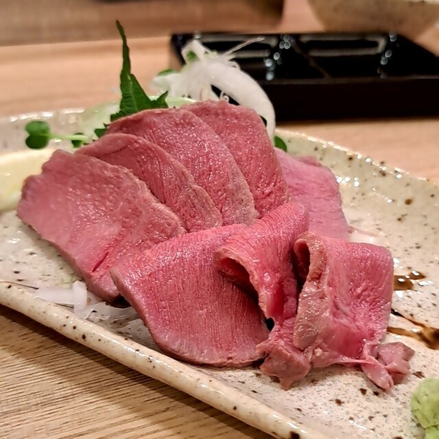 焼鳥と熟成牛タン 逸鳥逸舌
