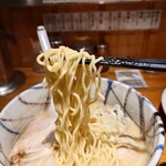 風来居 - 麺リフト