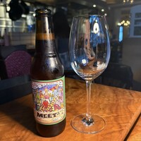 カルネジーオ イースト - 