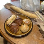 kog a BAKES - 